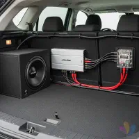 نصب انواع سیستم های صوتی و دزدگیر خودرو در محل