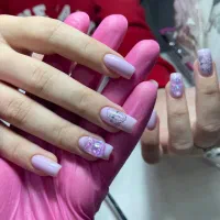 آموزش ناخن  و کاشت ناخن حرفه ای با ده سال سابقه|خدمات آرایشگری و زیبایی|رشت, معلم|دیوار