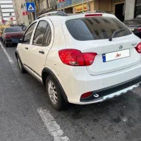 کوییک GXR سفید سقف مشکی با رینگ مانیتور دار|خودرو سواری و وانت|تهران, سعادتآباد|دیوار