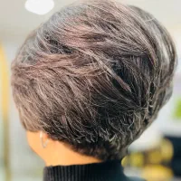 هیرکات تخصصی با بیست سال تجربه کار|خدمات آرایشگری و زیبایی|کرج, شهرک البرز ۳|دیوار