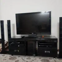 تلویزیون ۴۲ اینچ الجی به همراه میز و دی وی دی