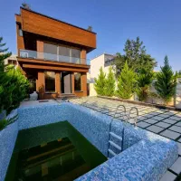 ویلا-تریبلکس-چسبیده-به-جنگل-روف-استخر-جکوزی