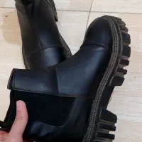 نیم بوت مشکی سایز ۳۹ با تخفیف