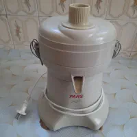 آب میوه گیر