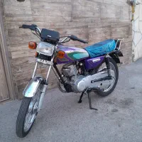 هندا ۱۲۵ در حد عروسک مدارک کامل با بیمه وکارت سوخت