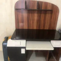 میز تحریر کامپیوتر