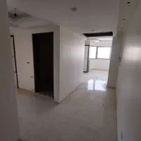 باغ دریاچه آپارتمان دوخوابه حیاط اختصاصی
