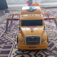 یک ماشین سالم و قیمت 450 تومان است