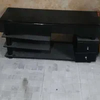 میز تلویزیون شیشه ای