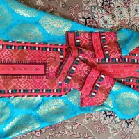 پیراهن فروشی