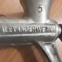 چرخ گوشت دستی قدیمی|کلکسیون اشیاء عتیقه|تبریز, |دیوار