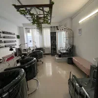 ناخنکار با سابقه کاری بالای یکسال