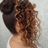 شنیون کارومیکاپ کارهستم.|خدمات آرایشگری و زیبایی|بناب, |دیوار