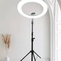 رینگ لایت فوق حرفه ای با پایه مستحکمدومتری