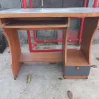 میز کامپیوتر‌