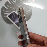 گوشی  رنگ سفید شانزده کپی  با گارد و گلس هدیه|موبایل|مشهد, فرهنگیان (شهرک غرب)|دیوار