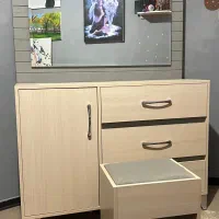 میز آرایش چراغ‌دار