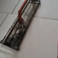 کاشی بر و تراز و آبپاش