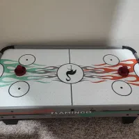 اسباب بازی ایر هاکی کاملا سالم