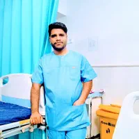 خدمات پرستاری و تزریقات در منزل