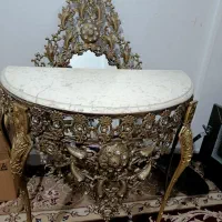 کنسول و اینه شمعدان