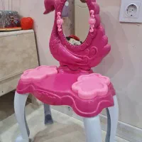 میز آرایشی کودک بسیار زیبا|اسباب و اثاث بچه|اهواز, کمپلو شمالی|دیوار