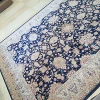 فرش خوش نقش و نگار