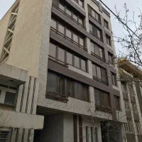 ۶۵ متر یک خ رو ب آفتاب