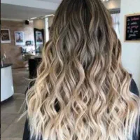 رنگ و مش کار و کراتین کار حرفه ای نیازمندیم