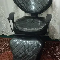 دو عدد صندلی پروانه‌ای جک دار آرایشگاه