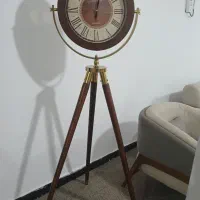 ساعت ایستاده