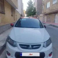 کوییک R  مدل 1401 با قیمتی باور نکردنی