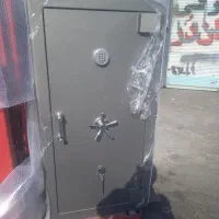 گاوصندوق ایران کاوه مدل ۱۵۰کوتاه