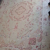 فرش ۶ متری گل برجسته ابریشم دار