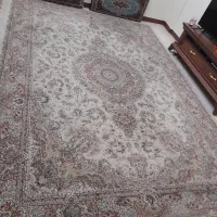 فرش ماشینی ۹متری ۱۲۰۰شانه کرمی رنگ|فرش|تهران, پونک|دیوار