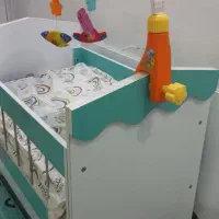 تخت گهواره ای|تخت و صندلی بچه|اهواز, شهرک دانشگاه|دیوار