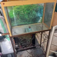 آکواریوم با پایه