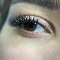 اموزش و خدمات اکستنشن مژه اقساطی