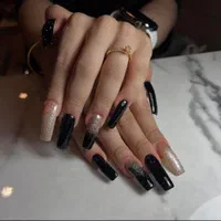 ترمیم ناخن کاشت ناخن کاشت مژه رنگ و لایت براشینگ|خدمات آرایشگری و زیبایی|تهران, خواجه نظام الملک|دیوار