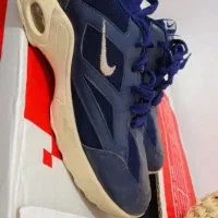 کفش کتونی|کیف، کفش، کمربند|پرند, فاز ۴|دیوار