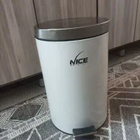سطل آشغالی پدالی