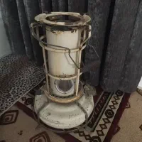 چراغ نقتی|کلکسیون اشیاء عتیقه|قوچان, |دیوار