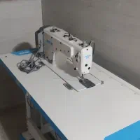 یک عدد چرخ خیاطی صنعتی جک F5 + اتوی مگما