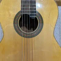 گیتار تمام چوب دست ساز