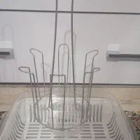 جانونی واستندلیوان|ظروف نگهدارنده، پلاستیکی، یک‌بارمصرف|دورود, |دیوار