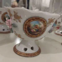 بستنی خوری گل برجسته