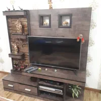 میز زیر تلویزیون