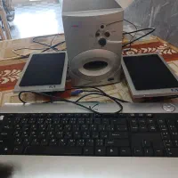 دوعددتلویزیزون ۱۴ اینچ وکیبورد بلندگوی کامپیوتر