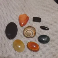 تعدادی سنگ اسیاب  الماس و نگین انگشتر زیبا|کلکسیون اشیاء عتیقه|تهران, چیتگر شمالی|دیوار