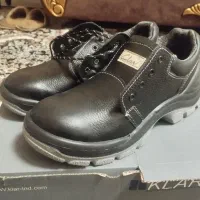 کفش کار